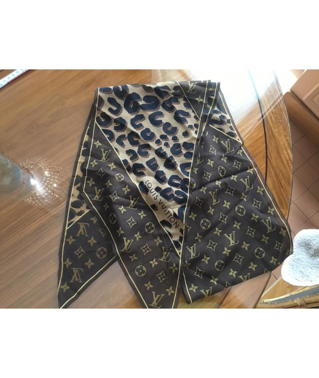 LOUIS VUITTON Коричневый шелковый шарф, фото 3