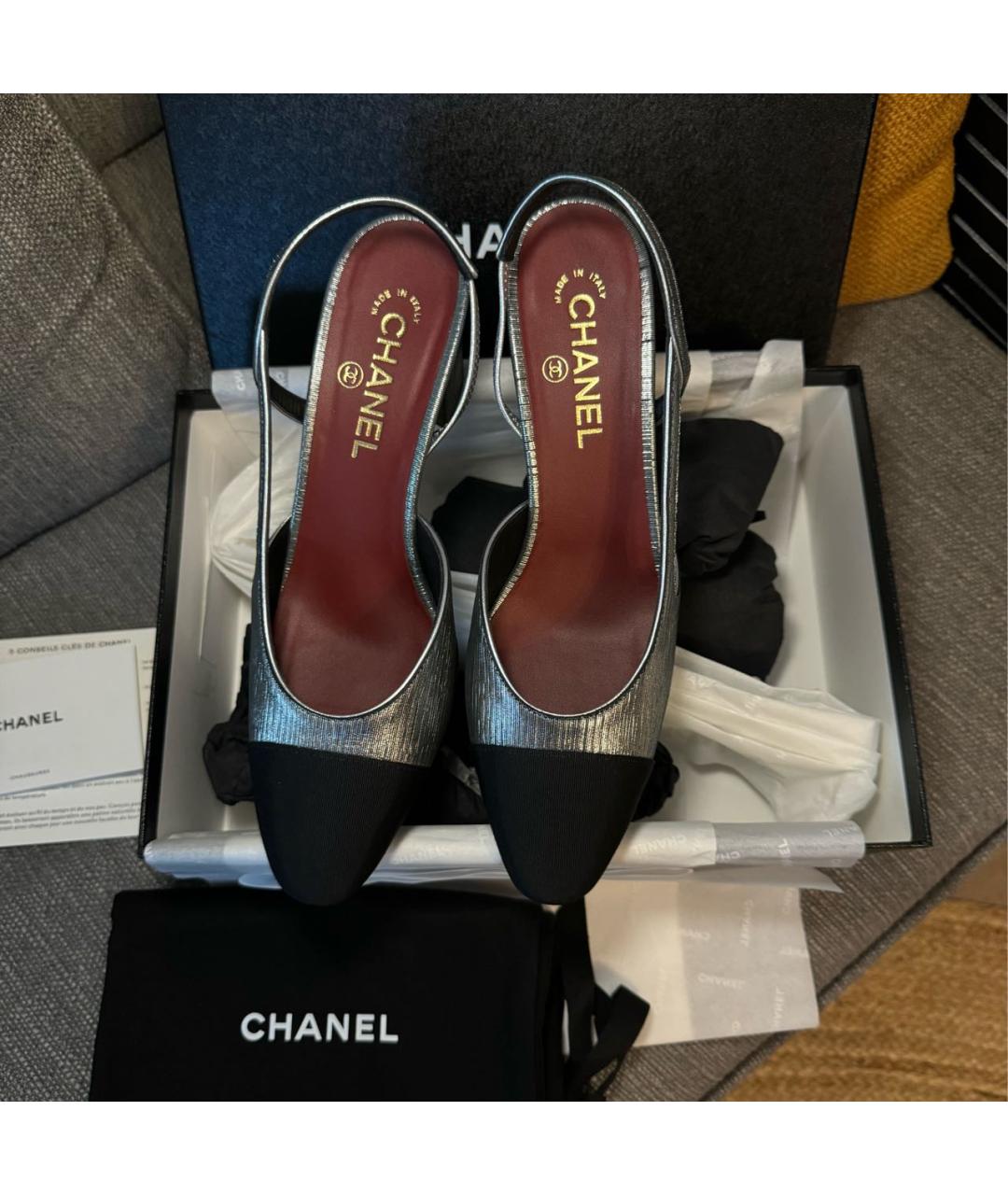 CHANEL Серебряные туфли, фото 3