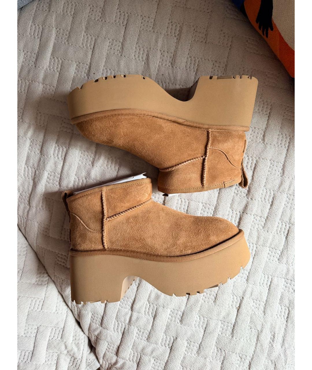 UGG Коричневые замшевые сапоги, фото 5