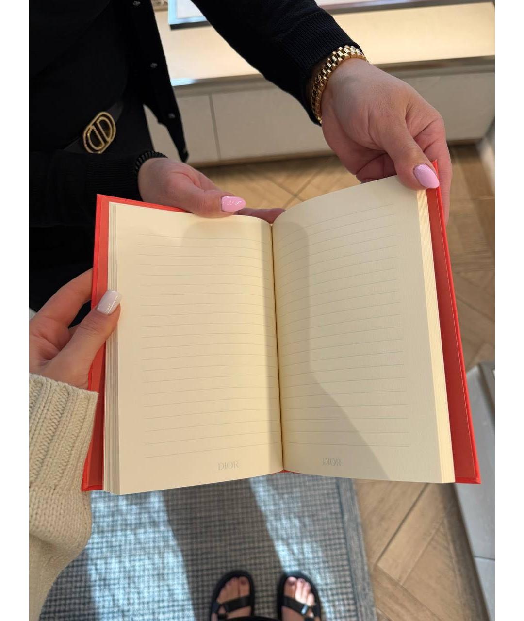 CHRISTIAN DIOR Книга, фото 2