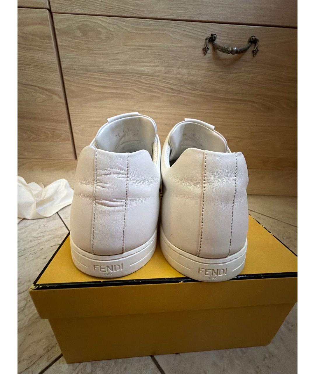 FENDI Белые кожаные низкие кроссовки / кеды, фото 4