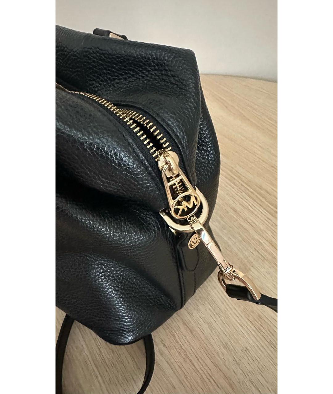 MICHAEL KORS Черная кожаная сумка с короткими ручками, фото 7