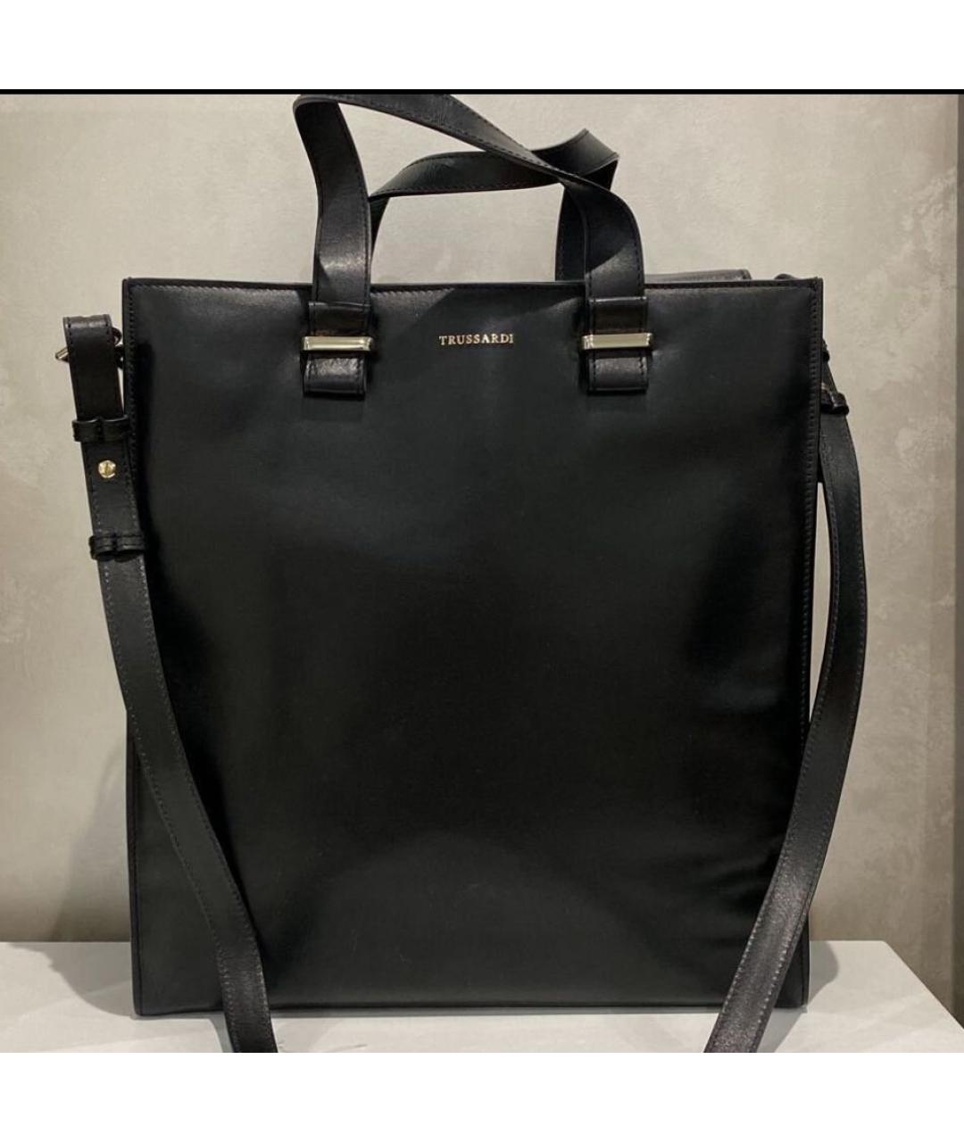 TRUSSARDI Черная кожаная сумка с короткими ручками, фото 5
