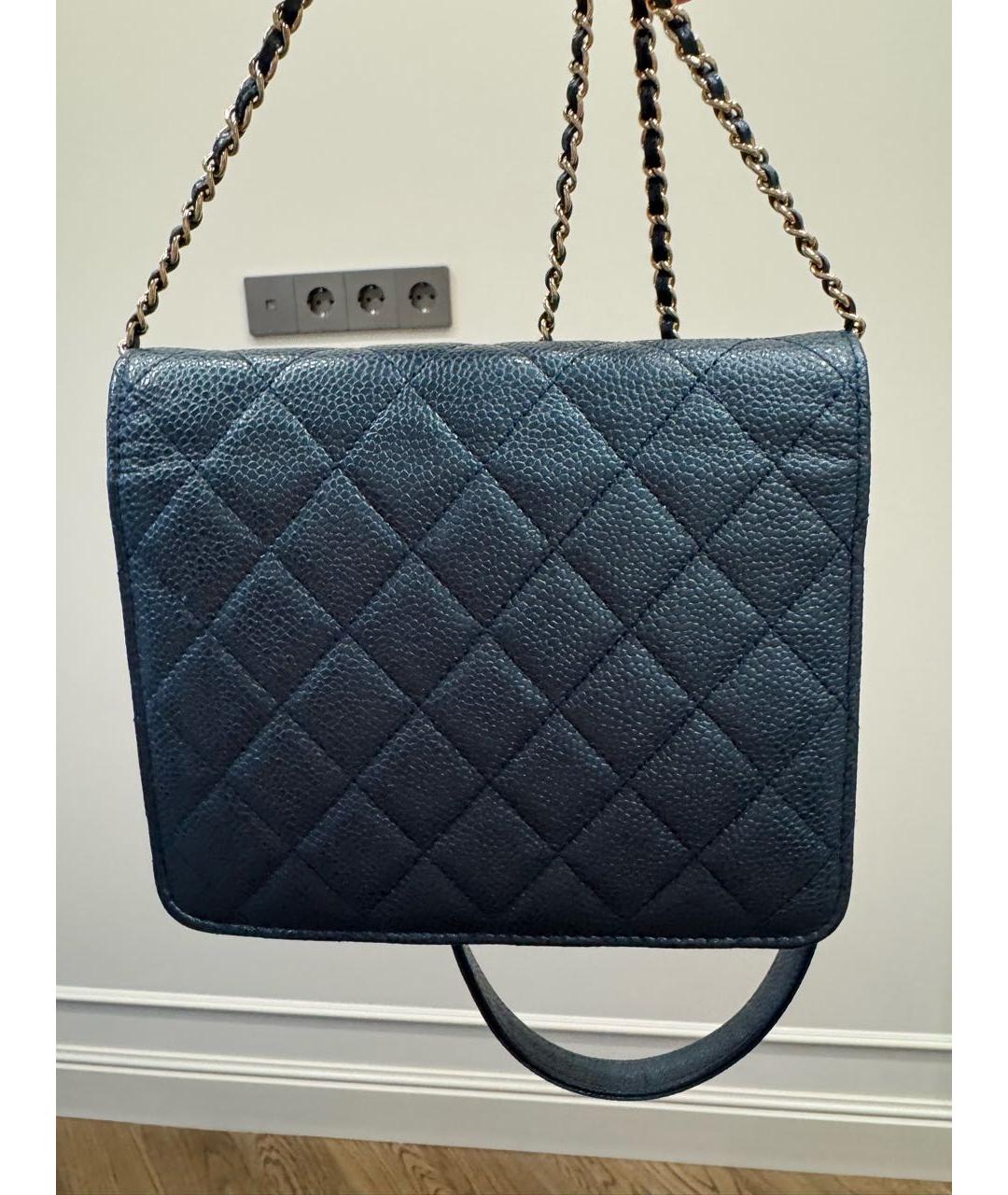 CHANEL Темно-синяя кожаная сумка через плечо, фото 4