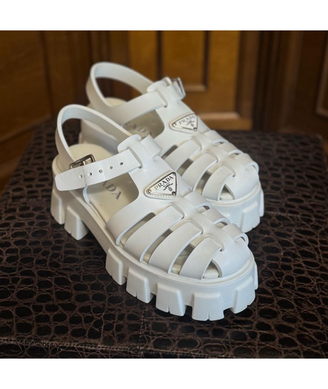 PRADA Белые кожаные босоножки, фото 5