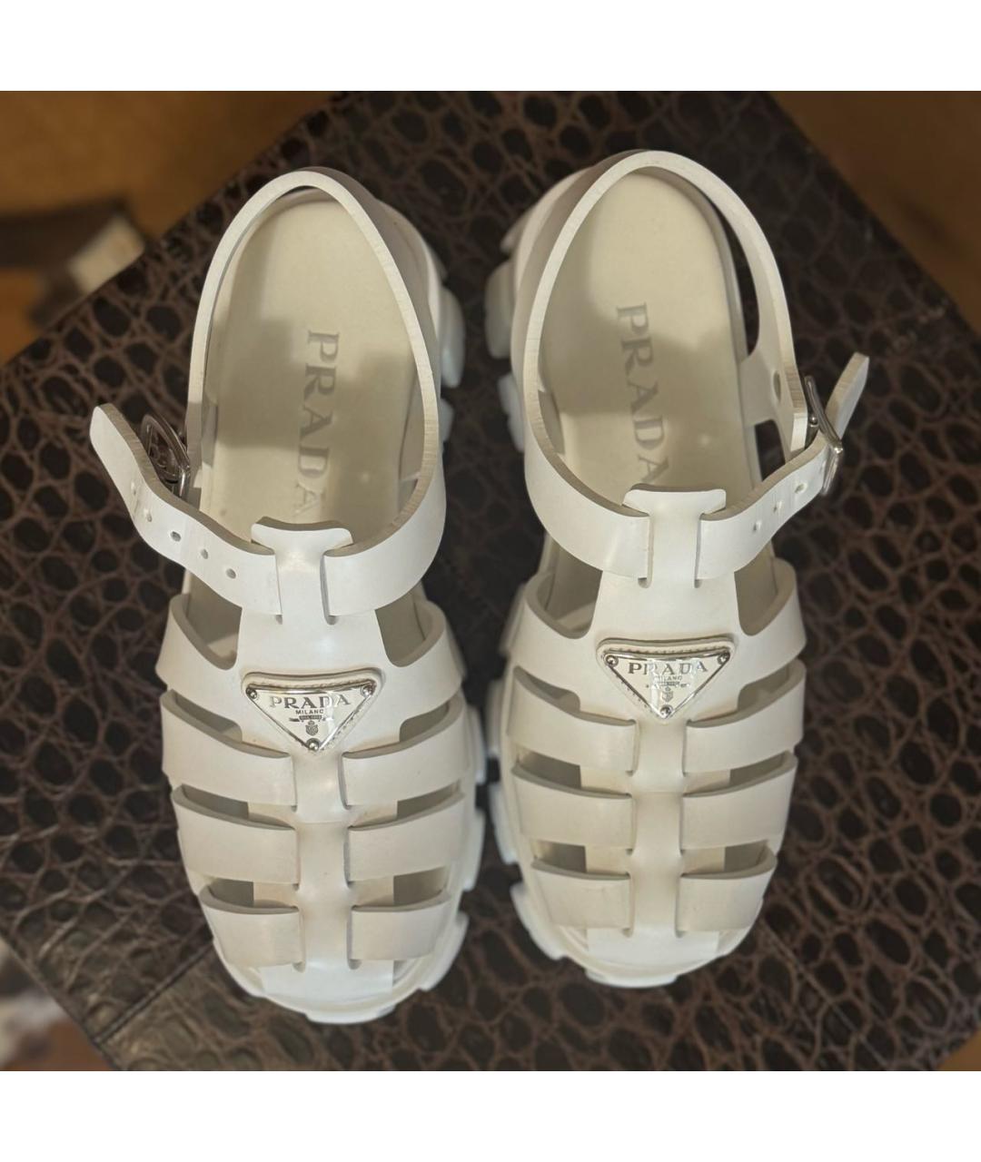 PRADA Белые кожаные босоножки, фото 4
