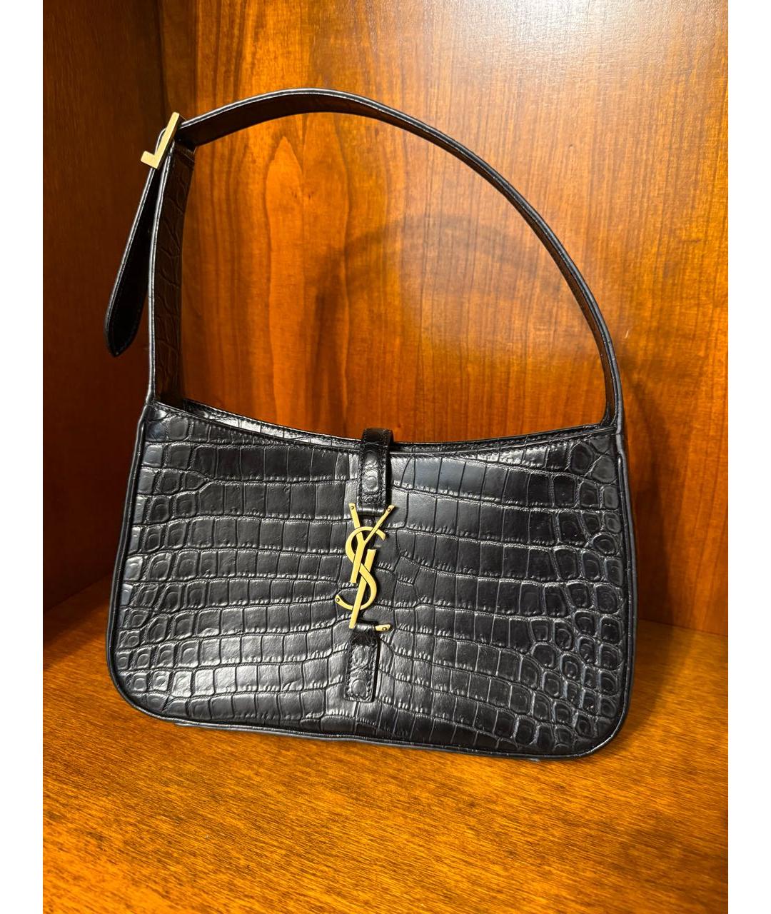 SAINT LAURENT Черная кожаная сумка с короткими ручками, фото 5