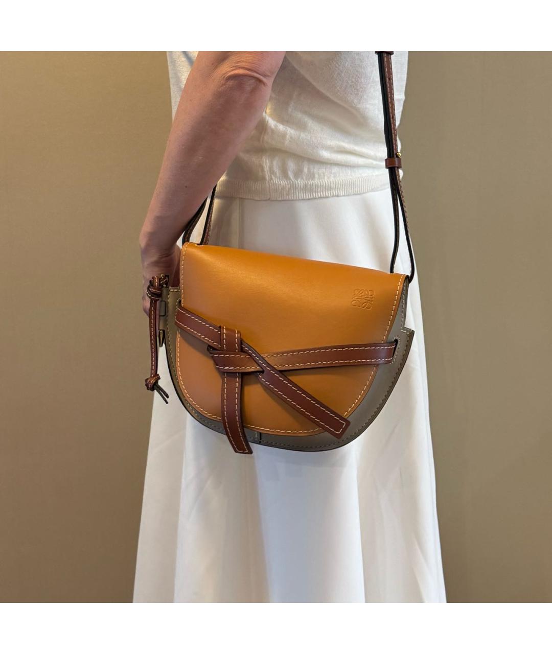LOEWE Оранжевая кожаная сумка через плечо, фото 7