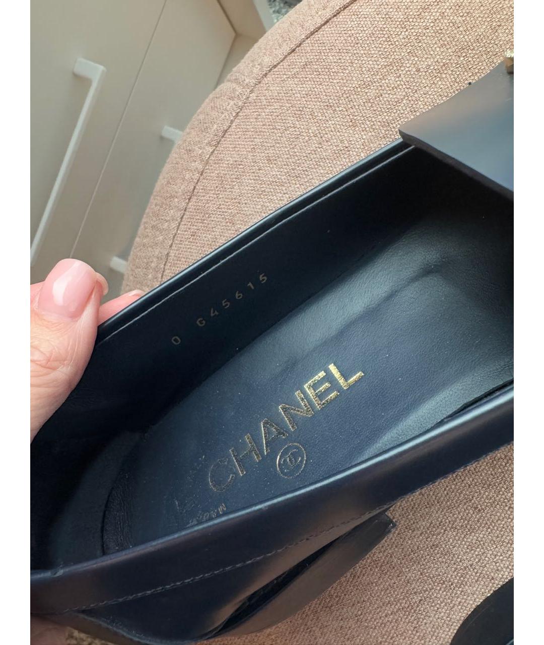CHANEL Темно-синие кожаные лоферы, фото 3