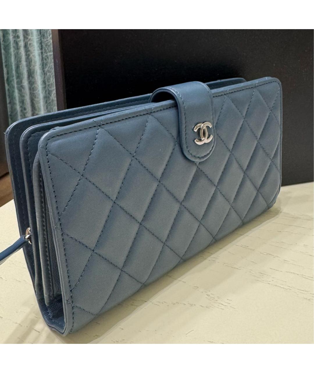CHANEL Темно-синий кожаный кошелек, фото 2