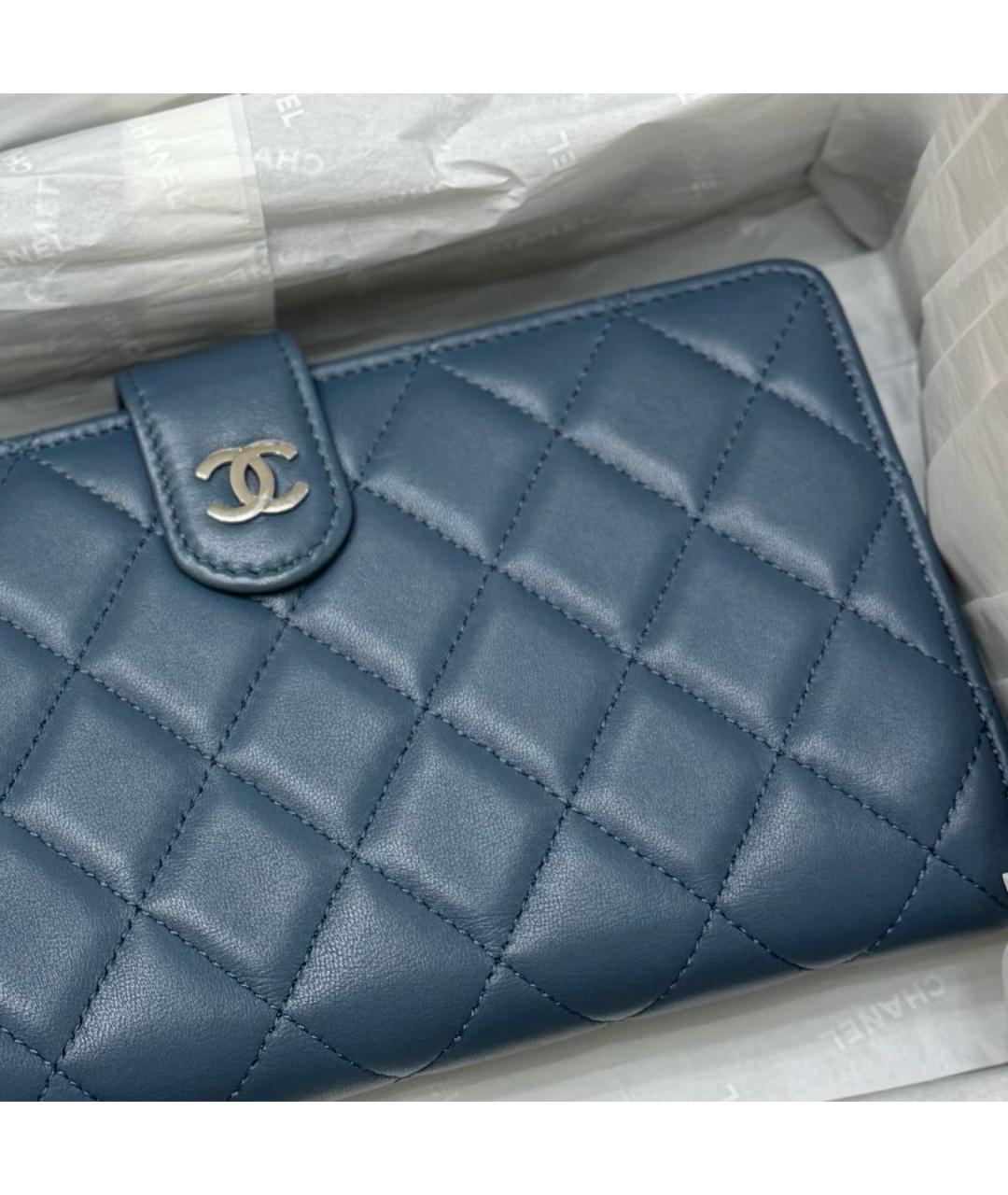 CHANEL Темно-синий кожаный кошелек, фото 6