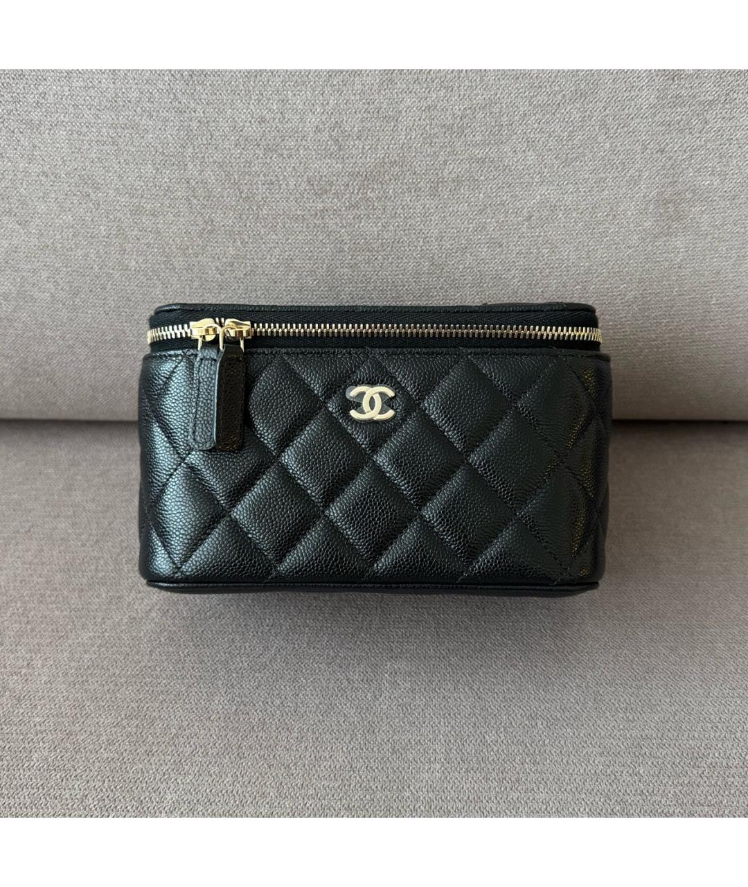 CHANEL Черная кожаная сумка через плечо, фото 2