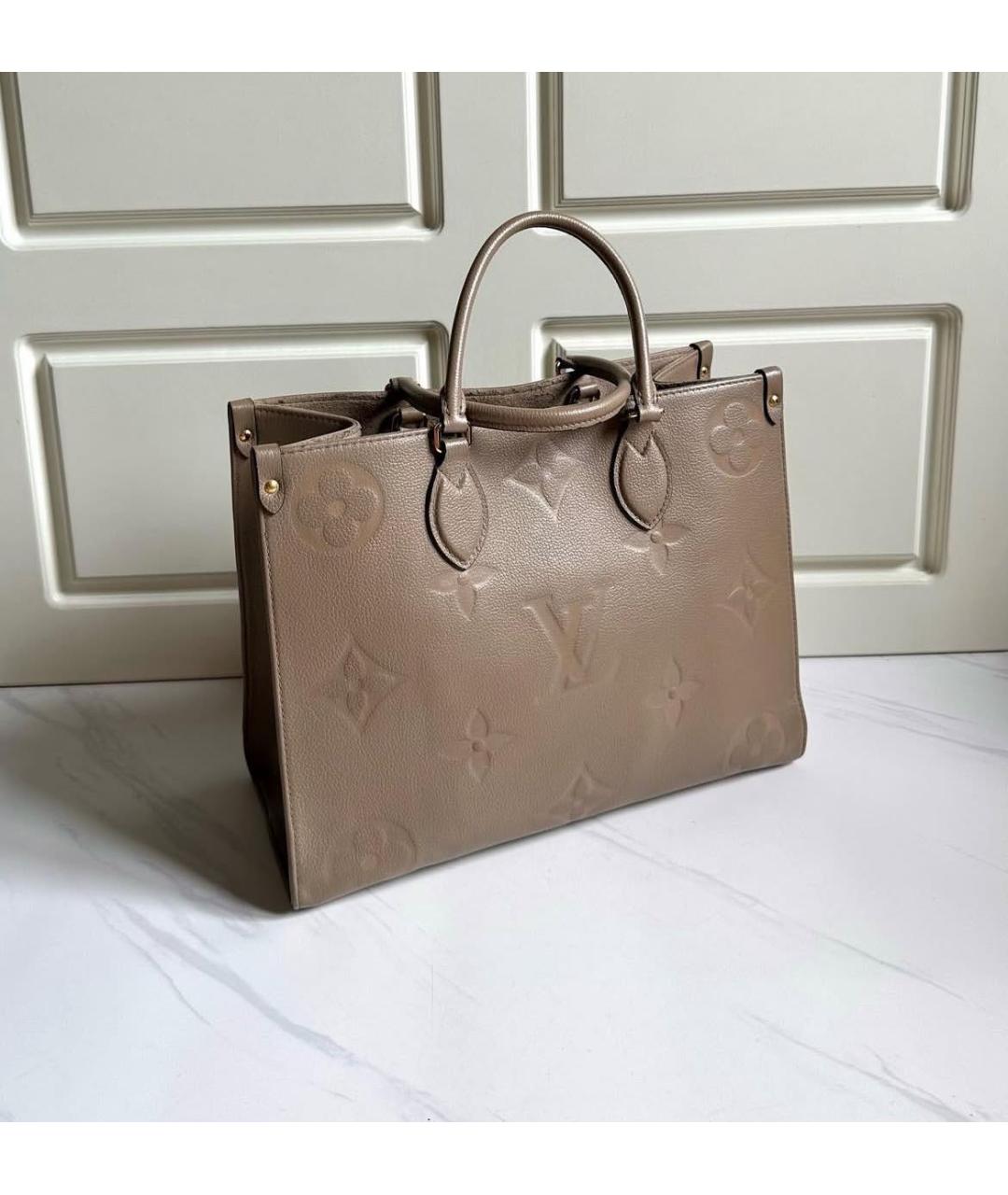 LOUIS VUITTON Бежевая кожаная сумка с короткими ручками, фото 6