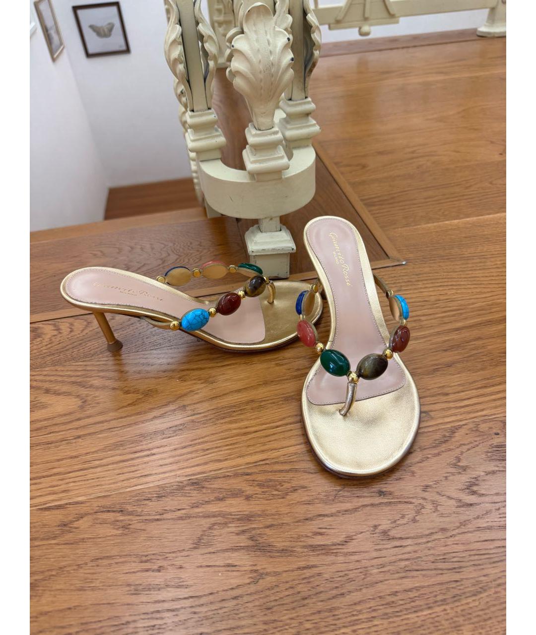 GIANVITO ROSSI Бежевые кожаные босоножки, фото 3