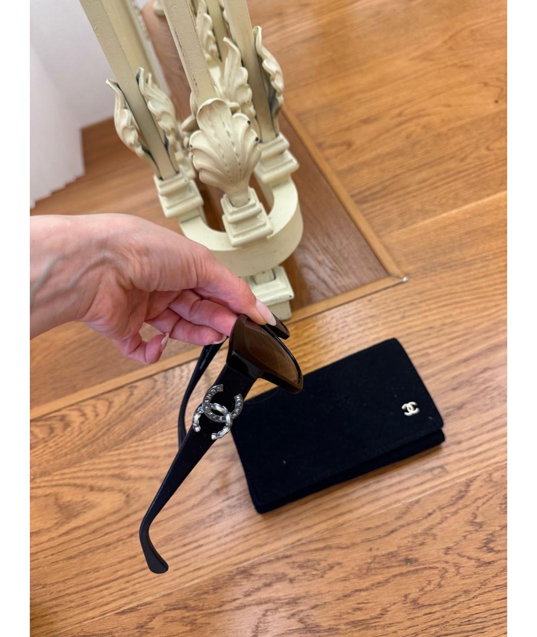 CHANEL Черные пластиковые солнцезащитные очки, фото 4