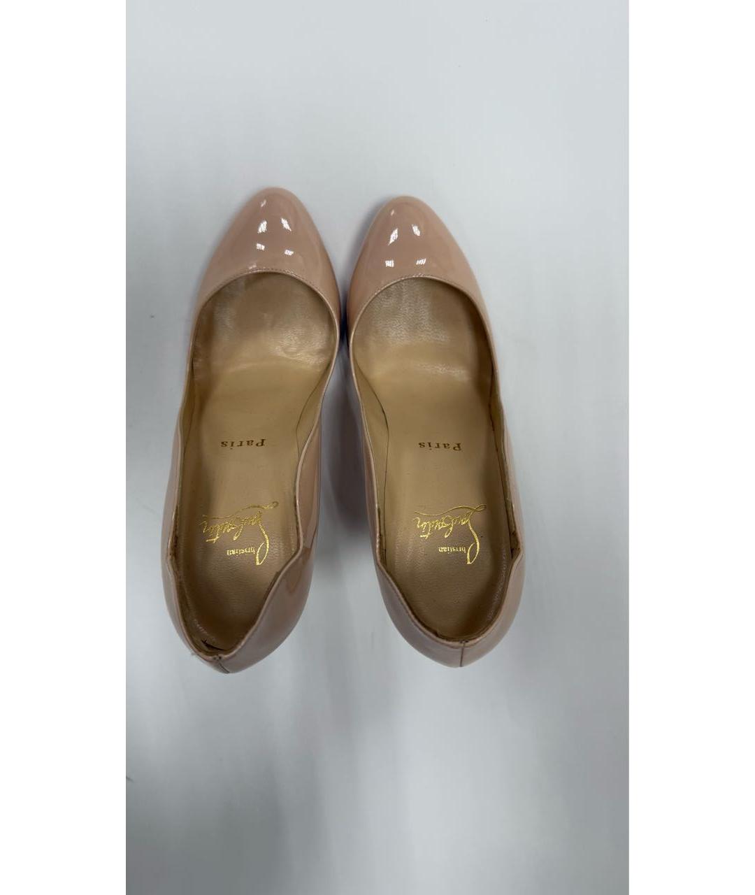 CHRISTIAN LOUBOUTIN Бежевые туфли из лакированной кожи, фото 3