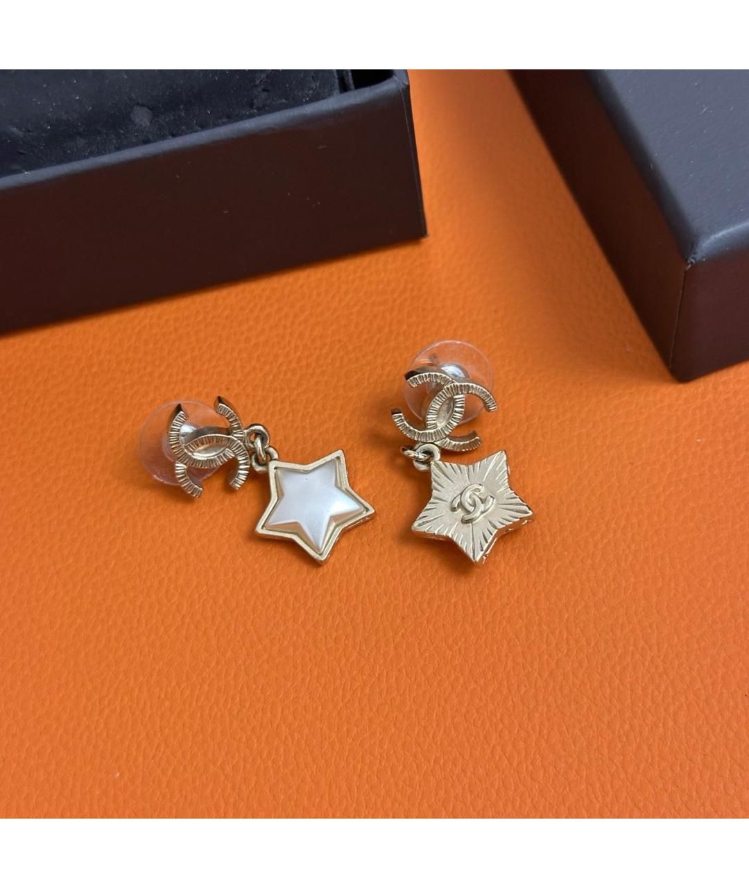 CHANEL Золотые серьги, фото 3