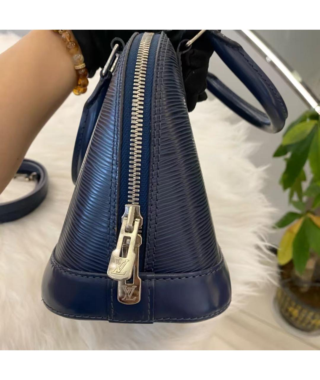 LOUIS VUITTON Синяя кожаная сумка с короткими ручками, фото 4