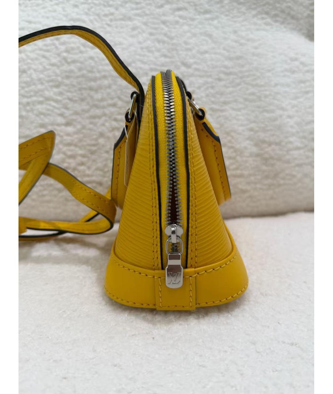 LOUIS VUITTON Желтая кожаная сумка с короткими ручками, фото 4