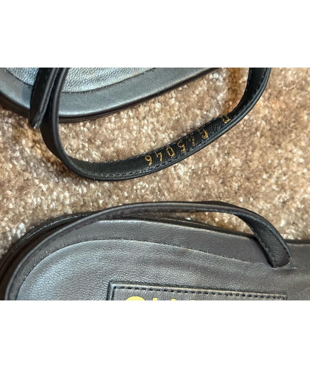 CHANEL Черные кожаные сандалии, фото 5