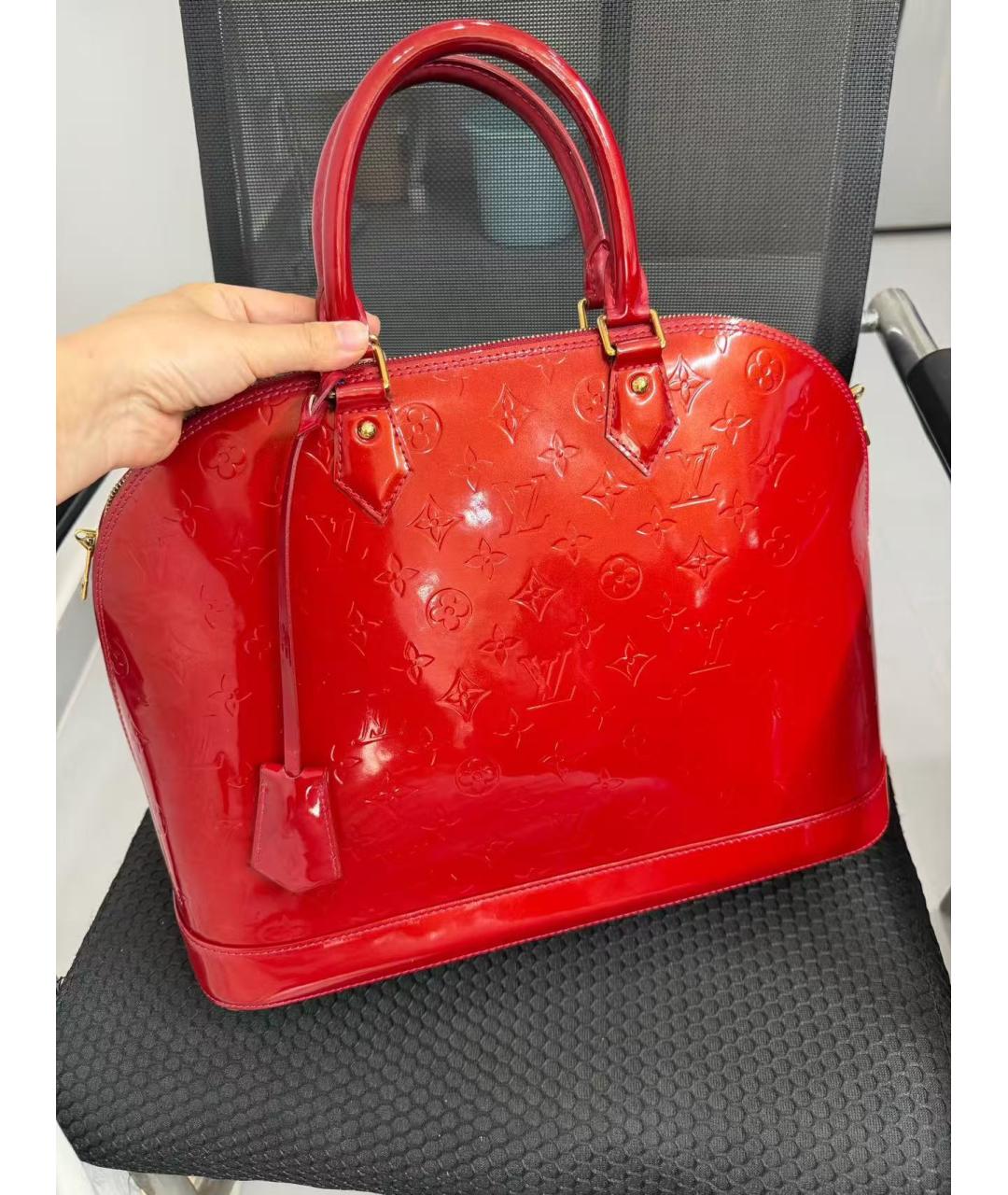 LOUIS VUITTON Красная кожаная сумка с короткими ручками, фото 2