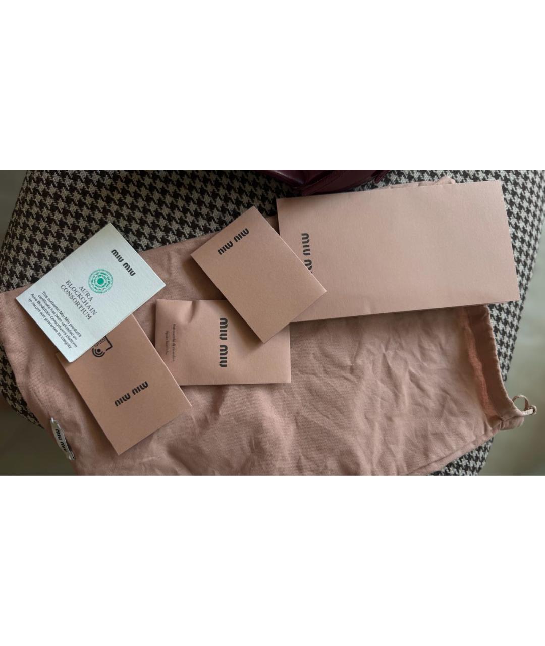 MIU MIU Бордовые туфли из лакированной кожи, фото 6