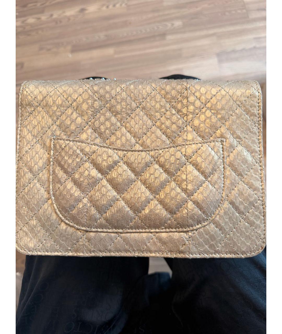 CHANEL Бежевая сумка через плечо из экзотической кожи, фото 5