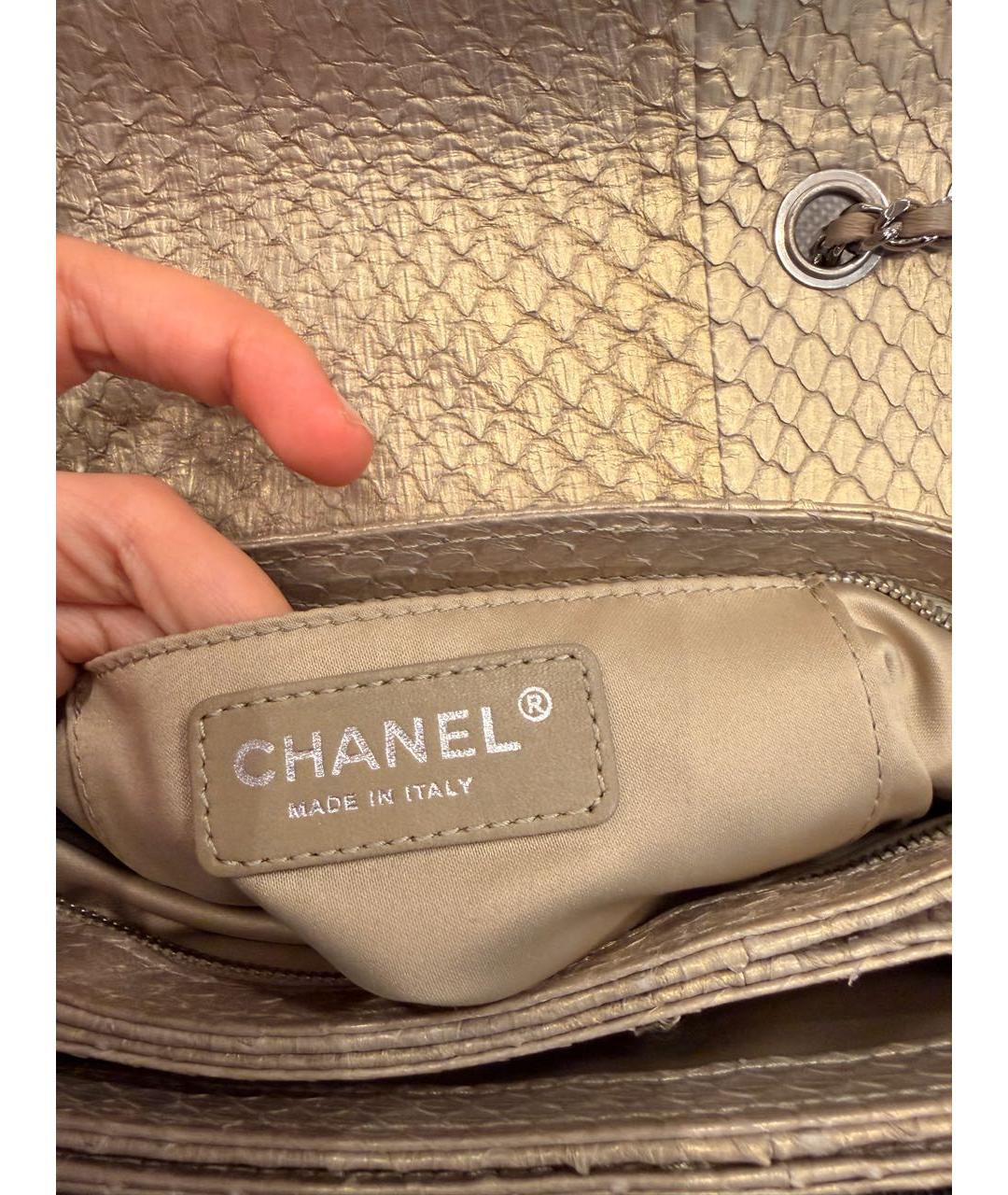 CHANEL Бежевая сумка через плечо из экзотической кожи, фото 4