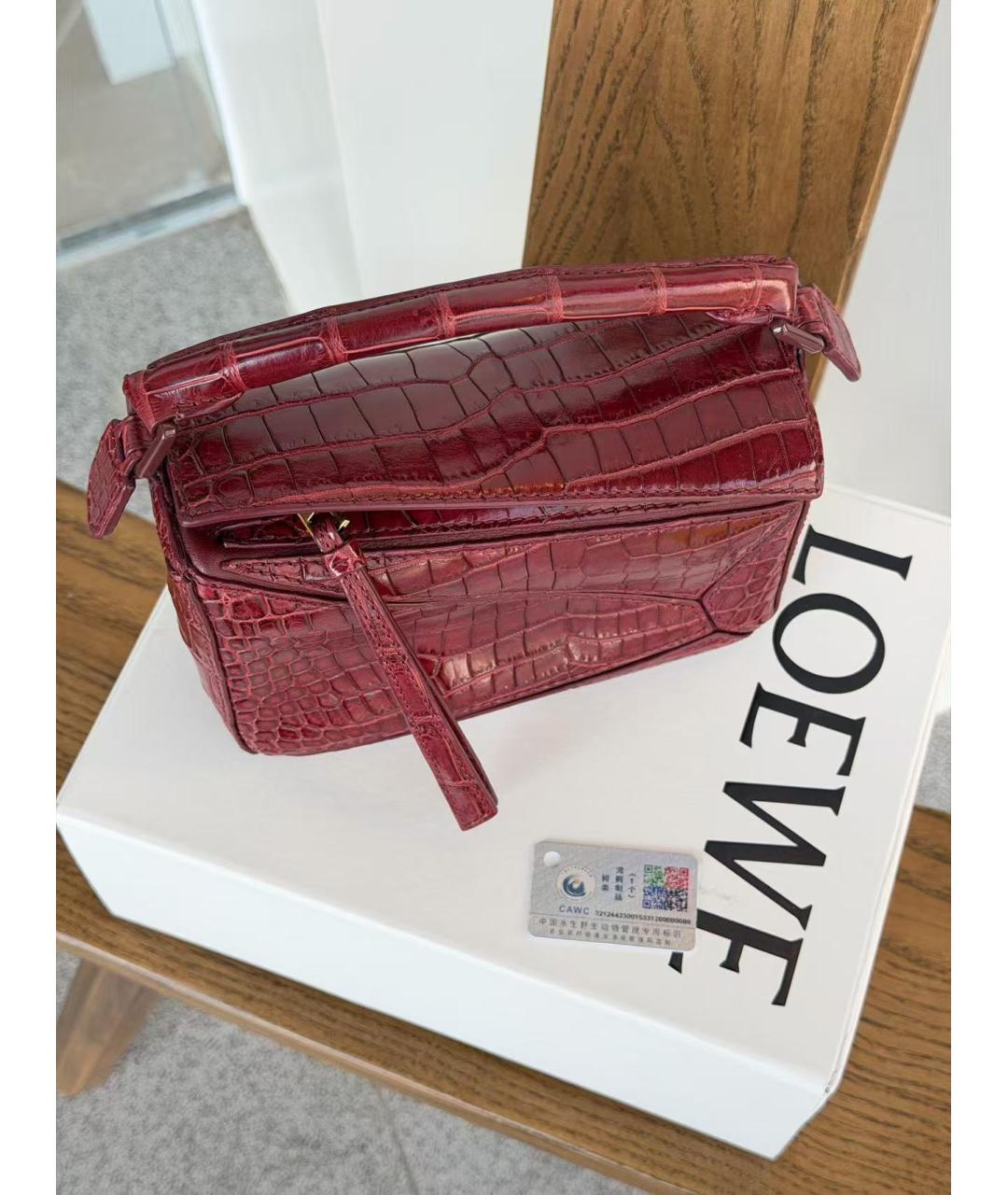 LOEWE Красная сумка с короткими ручками из экзотической кожи, фото 4