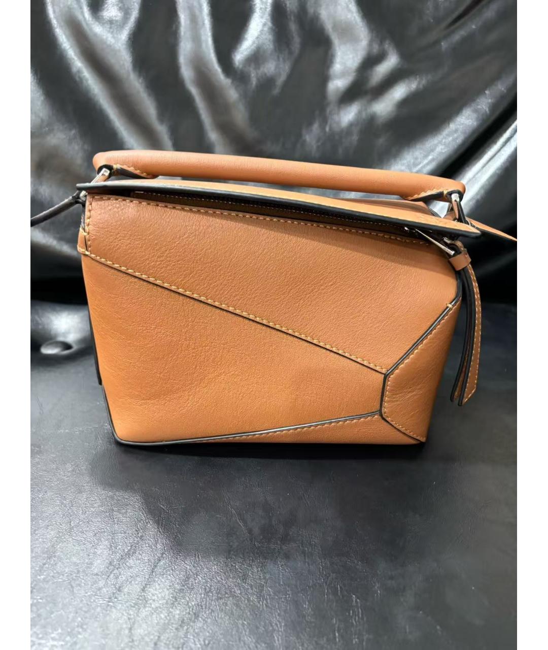 LOEWE Коричневая кожаная сумка с короткими ручками, фото 2