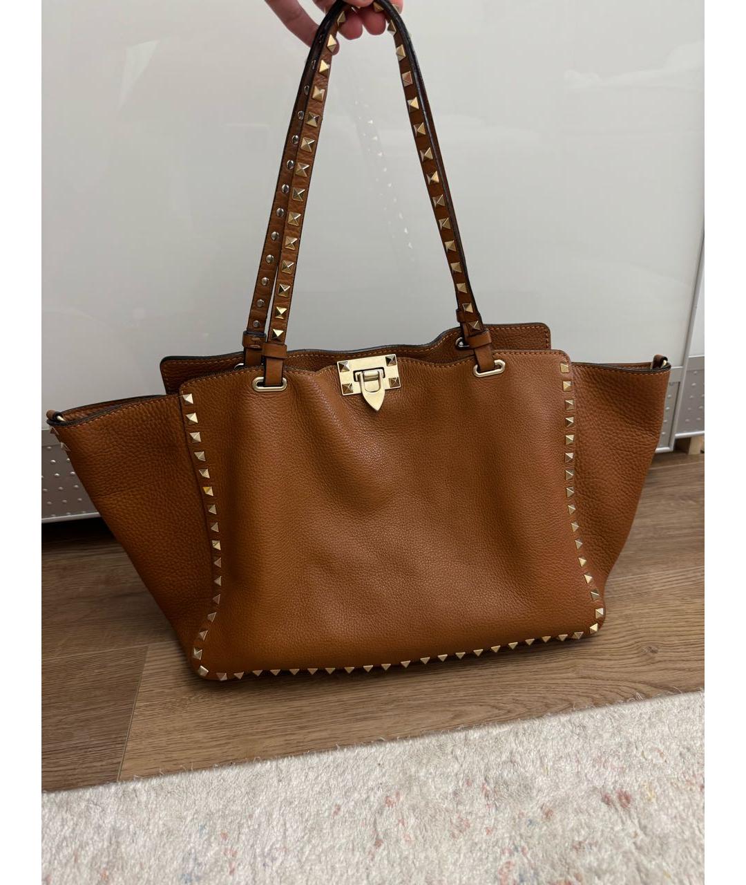 VALENTINO Коричневая кожаная сумка тоут, фото 2