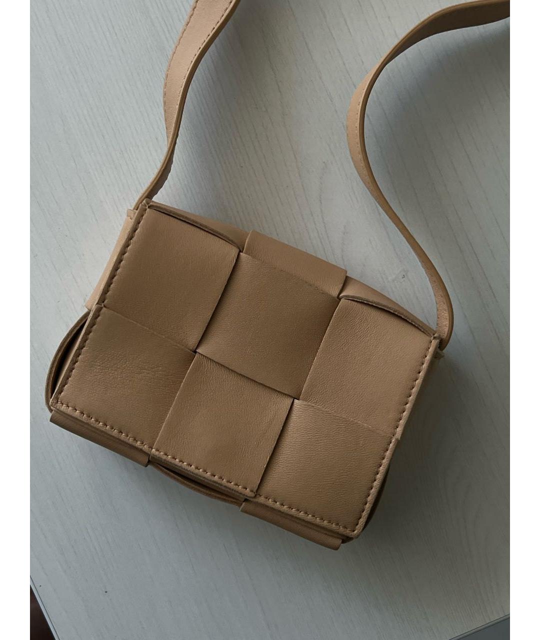 BOTTEGA VENETA Бежевая кожаная поясная сумка, фото 3