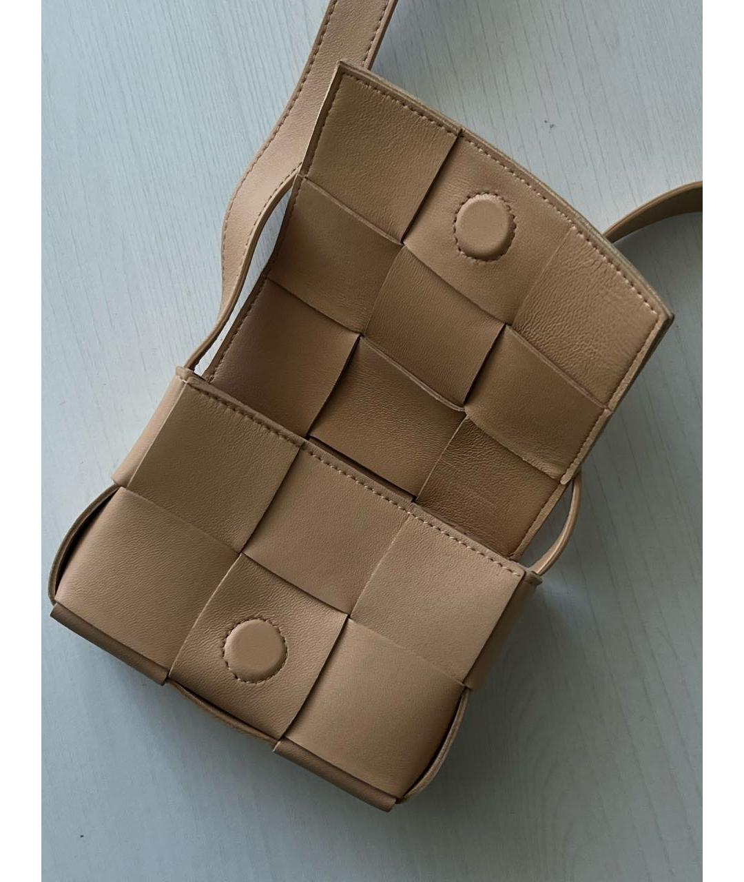 BOTTEGA VENETA Бежевая кожаная поясная сумка, фото 6