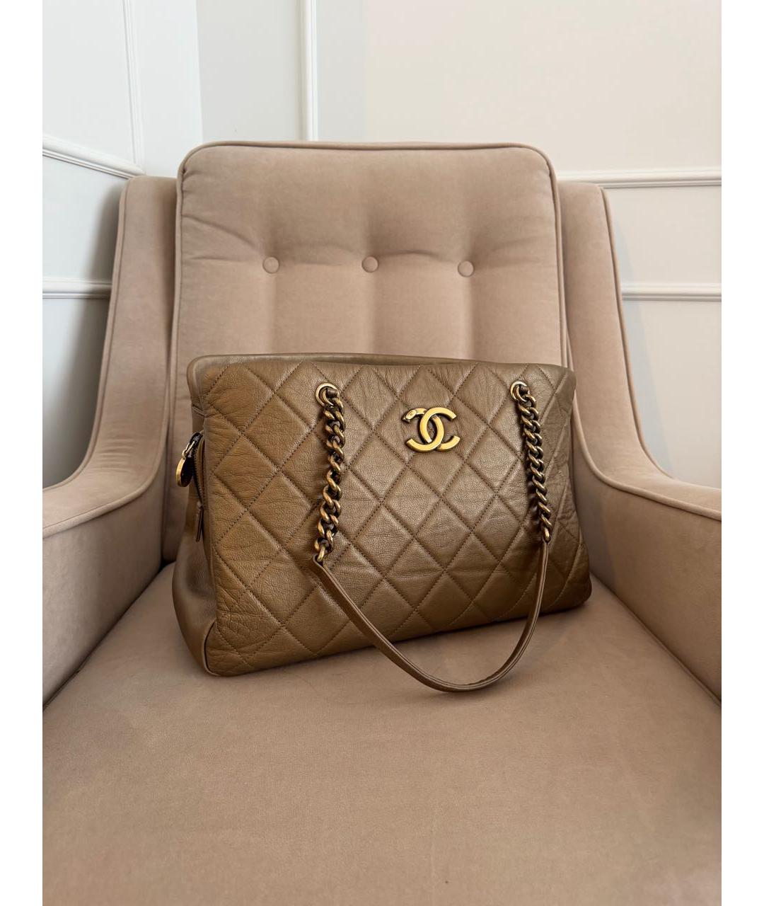 CHANEL Бежевая кожаная сумка тоут, фото 2