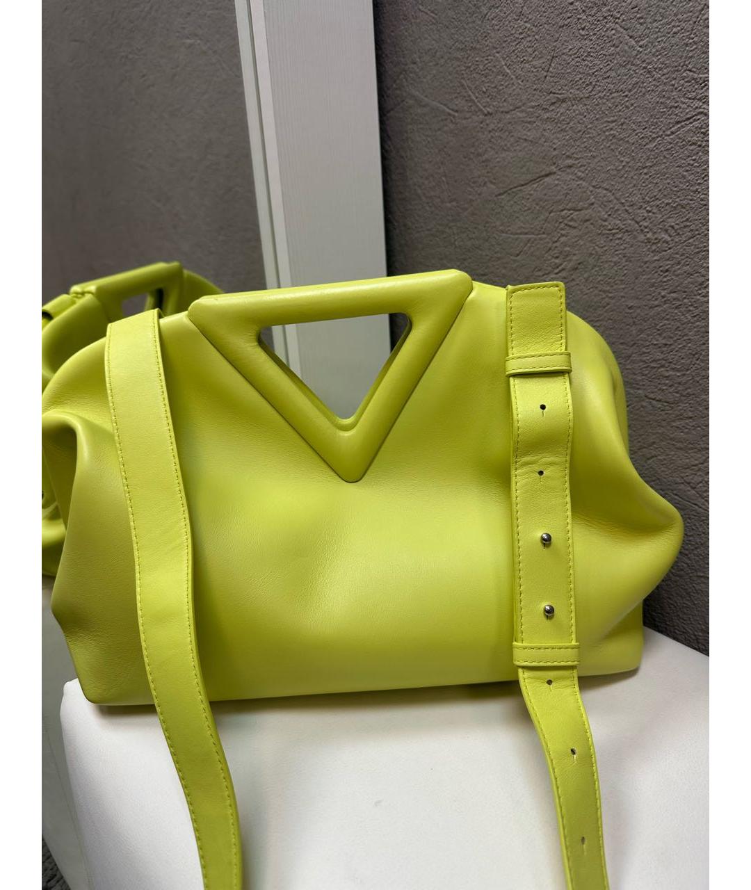 BOTTEGA VENETA Салатовая кожаная сумка с короткими ручками, фото 3