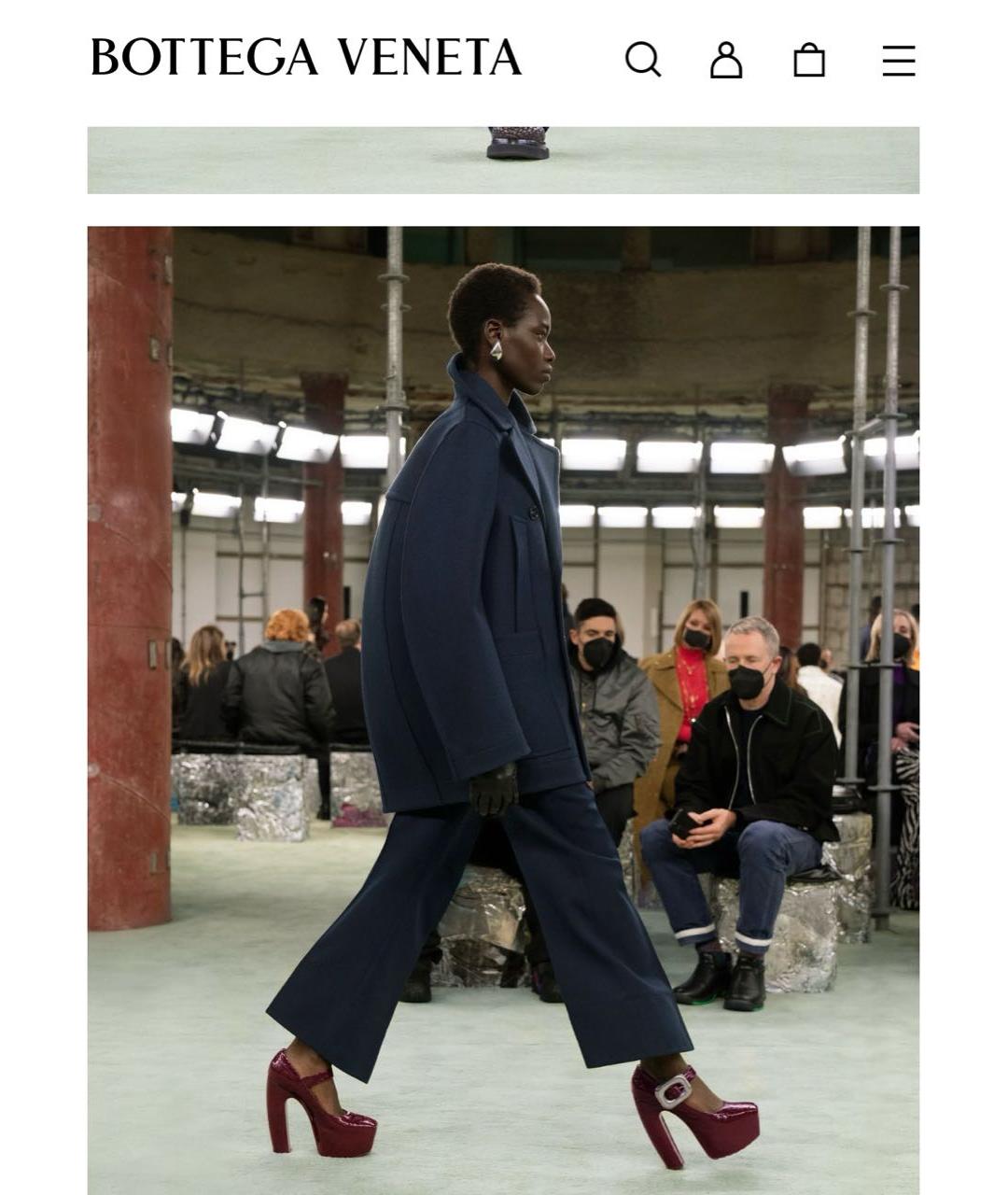 BOTTEGA VENETA Черные кожаные босоножки, фото 3