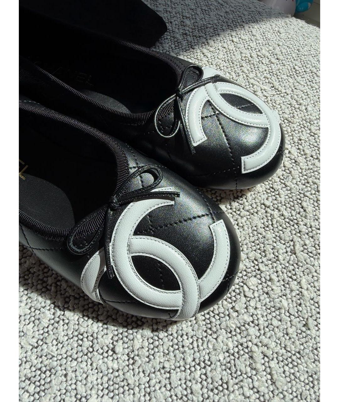 CHANEL Черные кожаные балетки, фото 3
