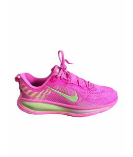 NIKE Кроссовки