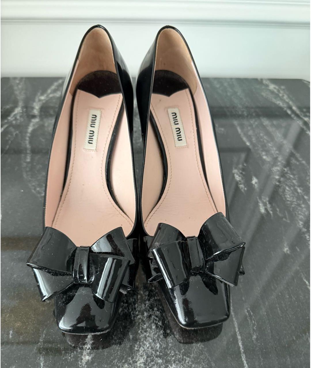 MIU MIU Черные туфли из лакированной кожи, фото 2