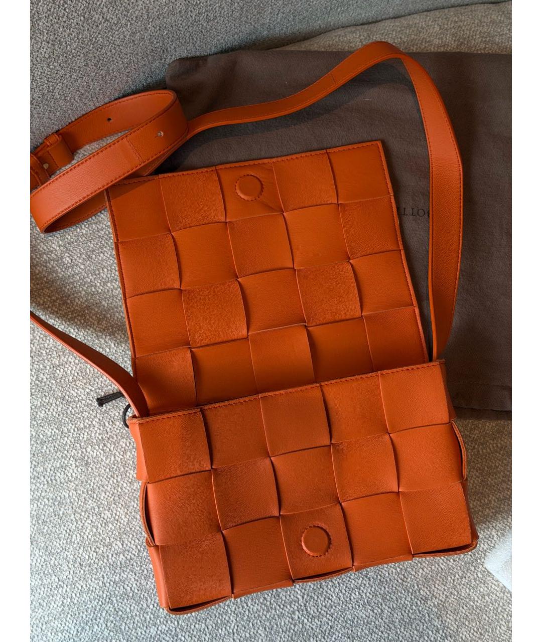BOTTEGA VENETA Оранжевая кожаная сумка через плечо, фото 5