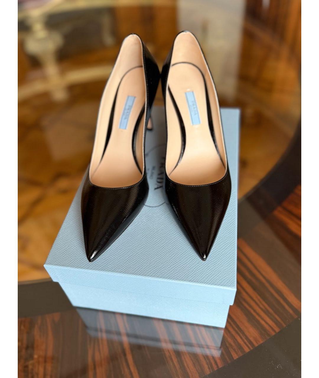 PRADA Черные кожаные туфли, фото 2