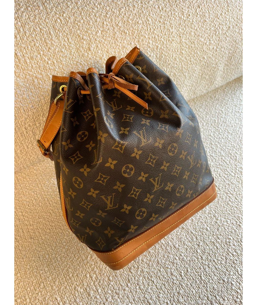 LOUIS VUITTON Коричневая кожаная сумка с короткими ручками, фото 2