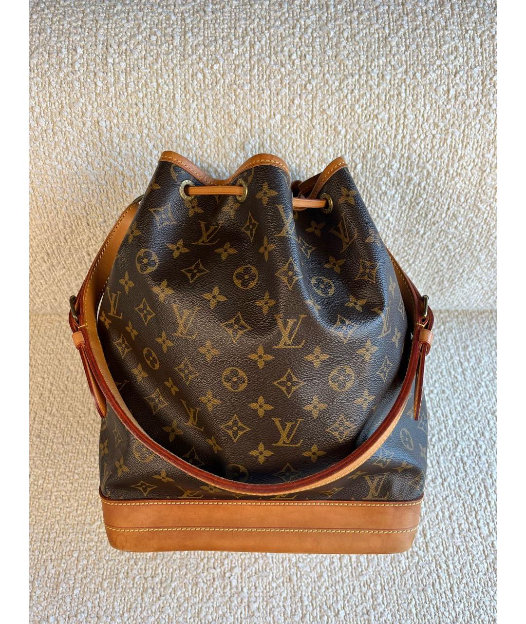 LOUIS VUITTON Коричневая кожаная сумка с короткими ручками, фото 3