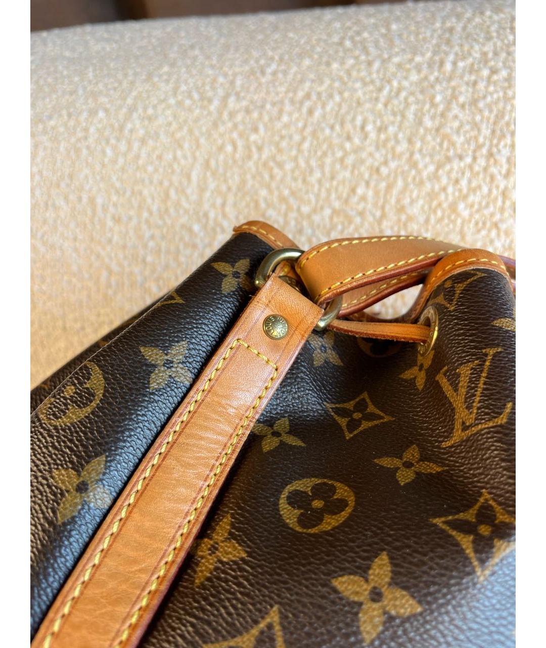 LOUIS VUITTON Коричневая кожаная сумка с короткими ручками, фото 6