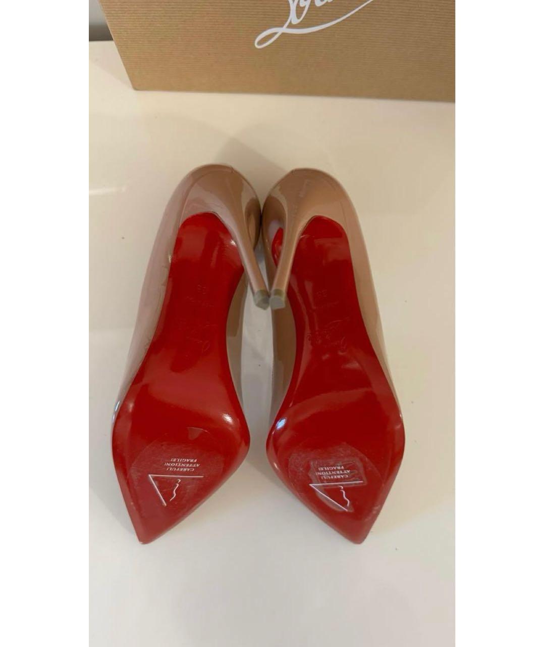 CHRISTIAN LOUBOUTIN Бежевые туфли из лакированной кожи, фото 4