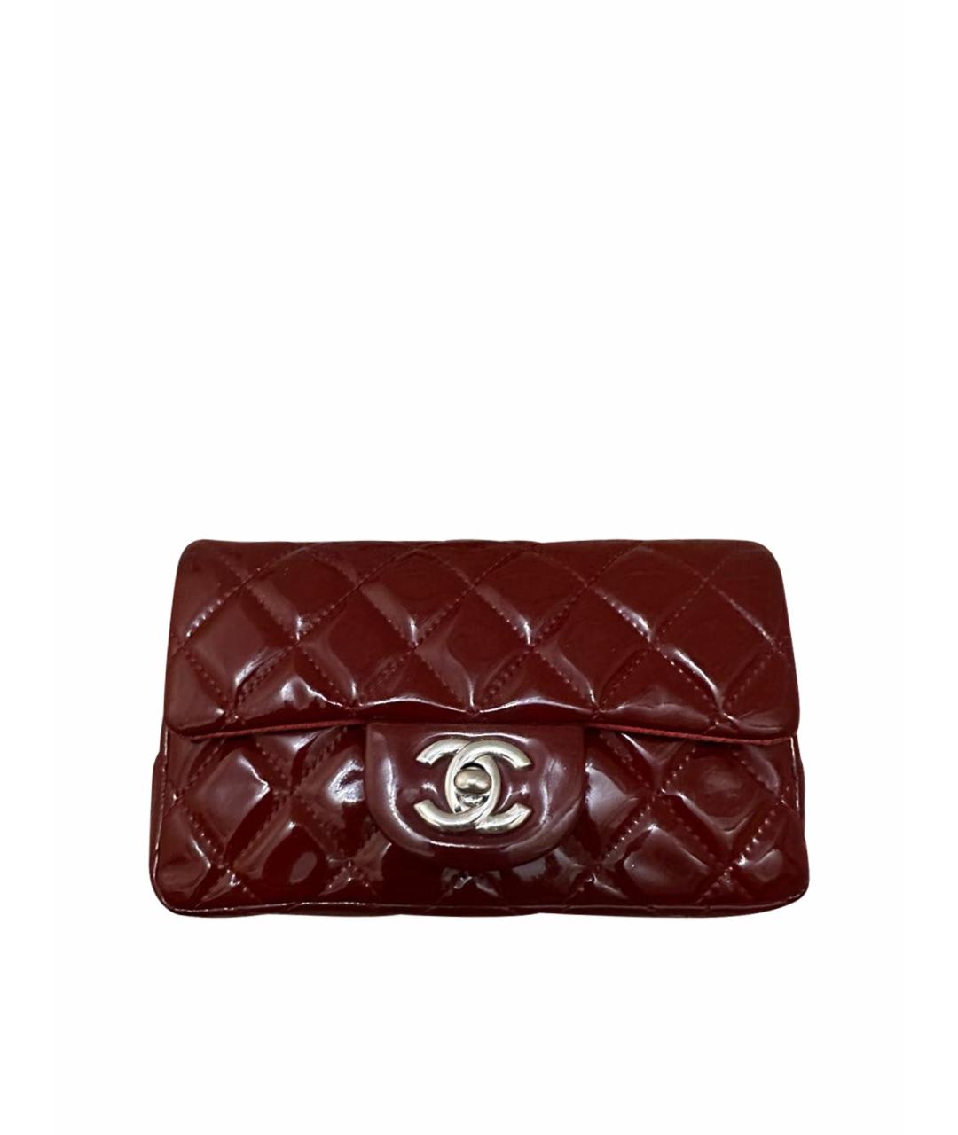 CHANEL Красная сумка через плечо из лакированной кожи, фото 1