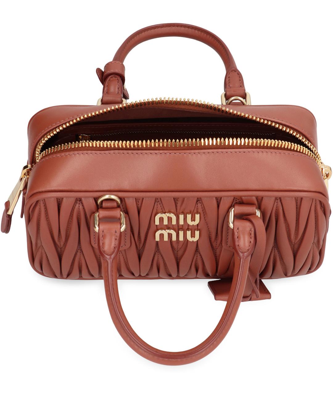 MIU MIU Коричневая кожаная сумка с короткими ручками, фото 5