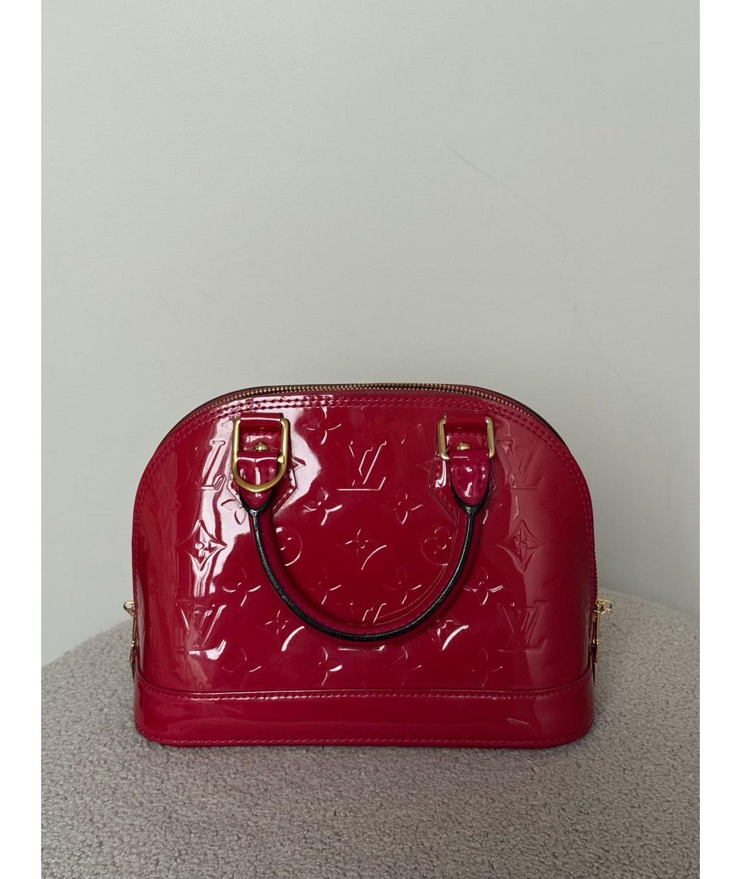 LOUIS VUITTON Красная сумка через плечо из лакированной кожи, фото 3