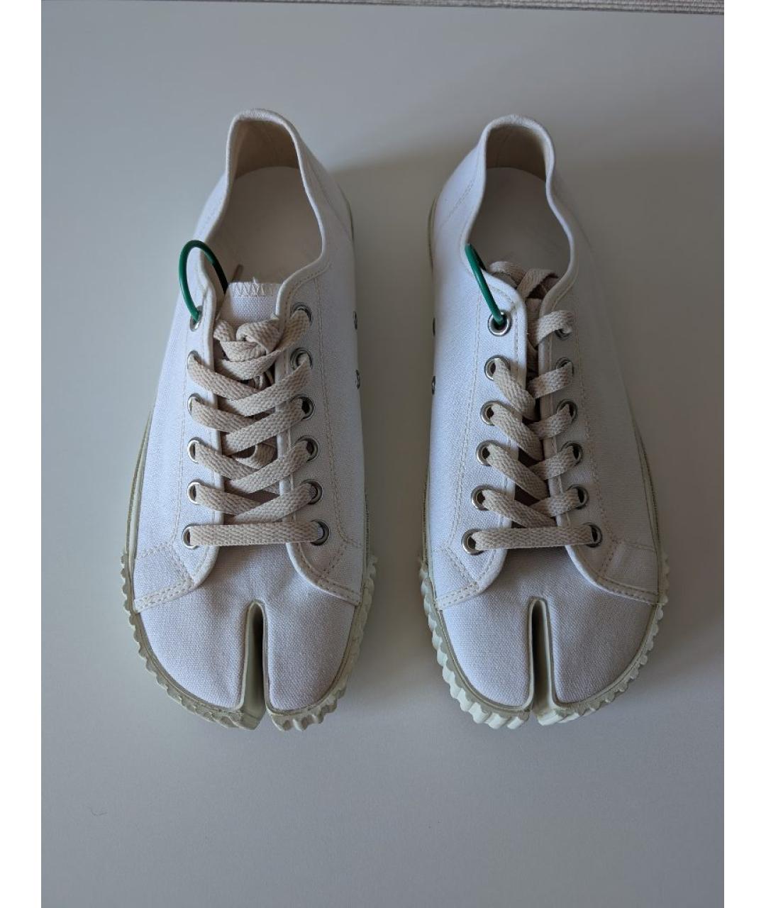 MAISON MARGIELA Белые текстильные низкие кроссовки / кеды, фото 9