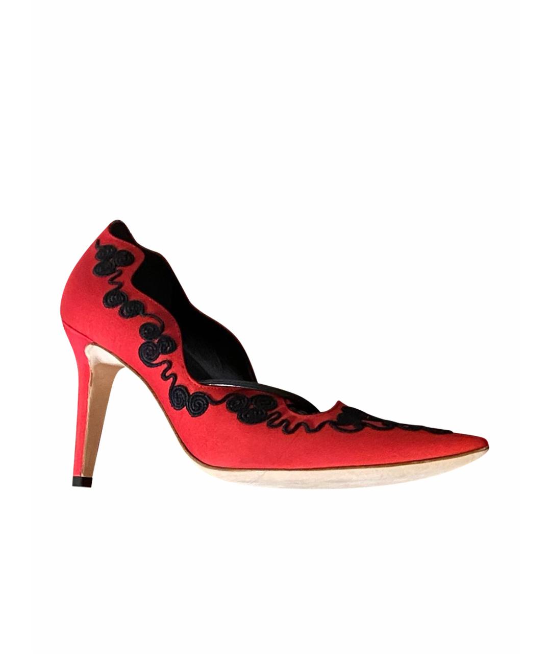 MANOLO BLAHNIK Красные текстильные туфли, фото 1